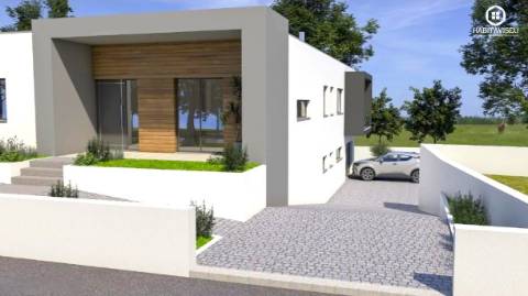 Moradia T4 a 5MIN do Palácio do Gelo, São João de Lourosa, Viseu.