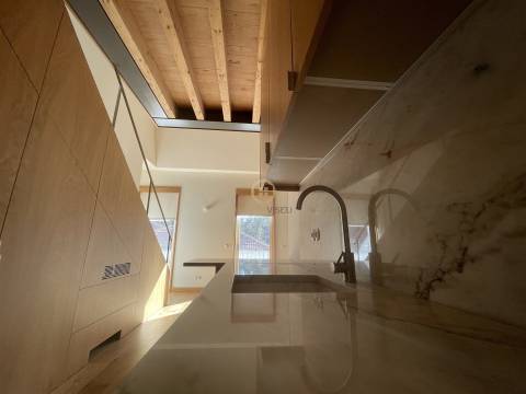 Apartamento T1 DUPLEX Arrendamento em Viseu,Viseu