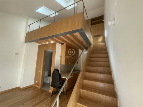 Apartamento T1 DUPLEX Arrendamento em Viseu,Viseu