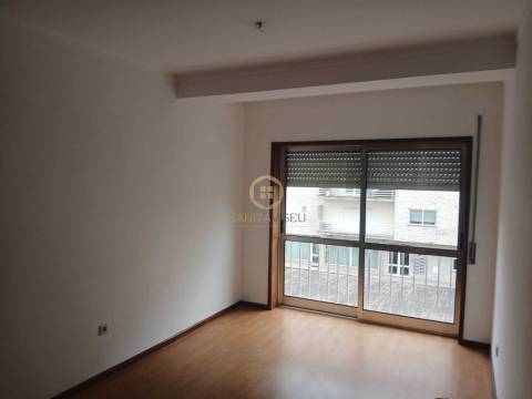 Apartamento T3 Arrendamento em Viseu,Viseu