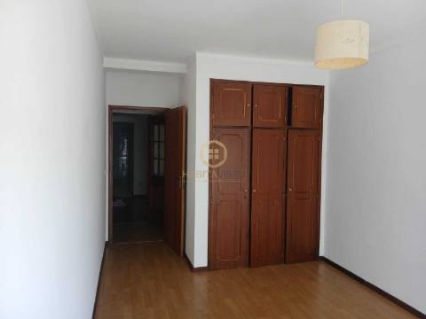 Apartamento T3 Arrendamento em Viseu,Viseu