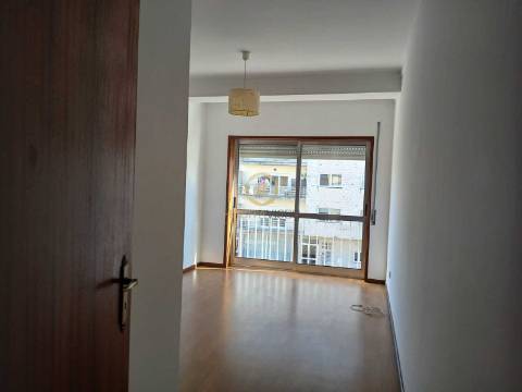 Apartamento T3 Arrendamento em Viseu,Viseu