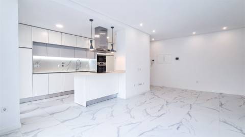 Apartamento T3 Venda em Repeses e São Salvador,Viseu