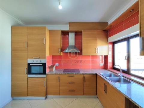 Apartamento T3 Arrendamento em Viseu,Viseu