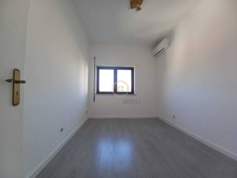 Apartamento T3 Arrendamento em Viseu,Viseu