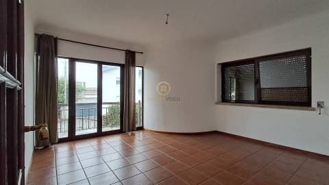 Andar Moradia T3 Arrendamento em Viseu,Viseu