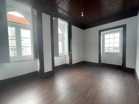 Apartamento T3 Arrendamento em Viseu,Viseu