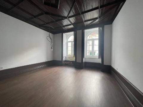 Apartamento T3 Arrendamento em Viseu,Viseu