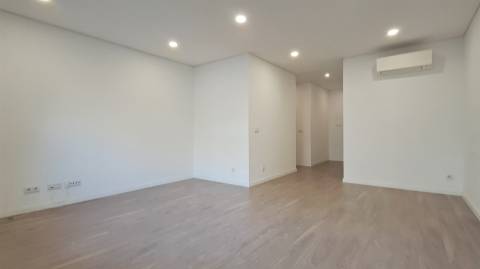Apartamento T2 Arrendamento em Ranhados,Viseu