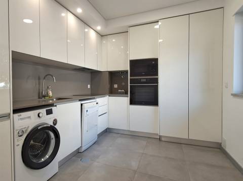 Apartamento T2 Arrendamento em Ranhados,Viseu