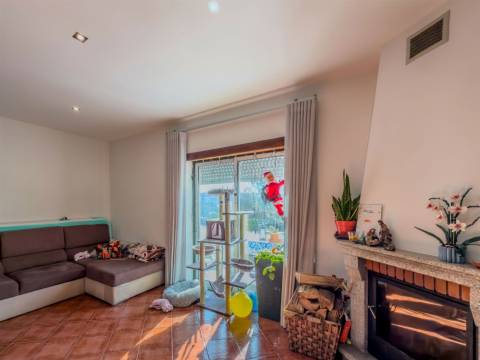 T3 Com Grande Terraço