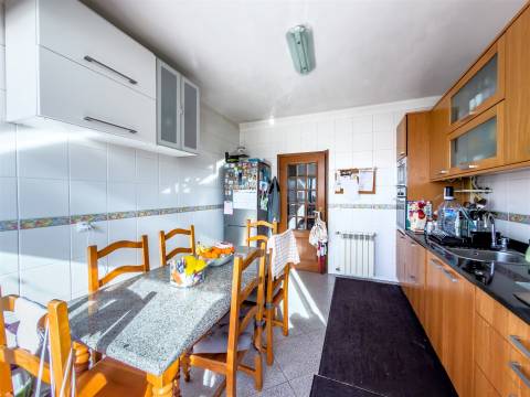 T3 Com Grande Terraço