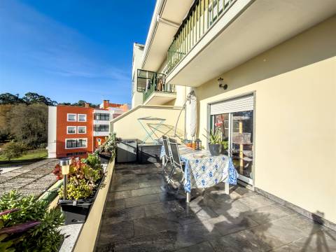 T3 Com Grande Terraço