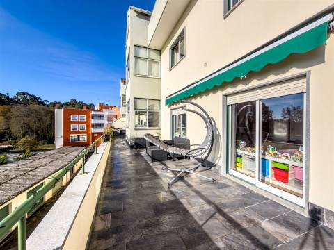 T3 Com Grande Terraço