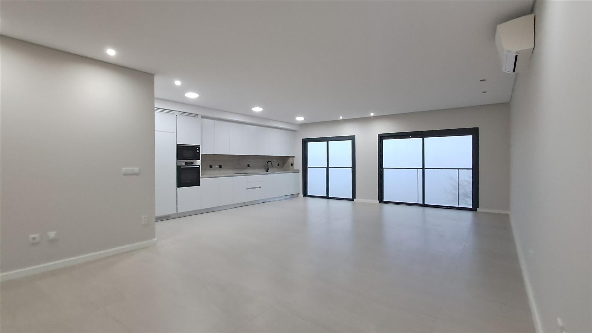 Apartamento T4 Venda em Repeses e São Salvador,Viseu