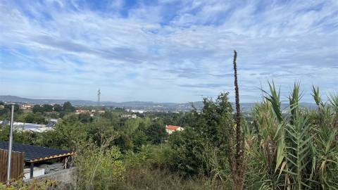 Lote para Moradia Térrea 732 m2 - Adaúfe
