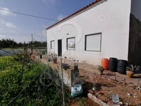 Moradia c/7 divisões p/ remodelar, Terreno 4440m2,  Altura, Algarve