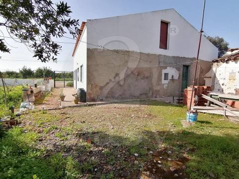 Moradia c/7 divisões p/ remodelar, Terreno 4440m2,  Altura, Algarve