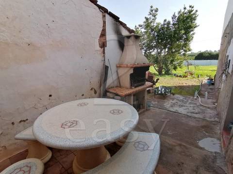 Moradia c/7 divisões p/ remodelar, Terreno 4440m2,  Altura, Algarve