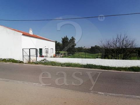 Moradia c/7 divisões p/ remodelar, Terreno 4440m2,  Altura, Algarve