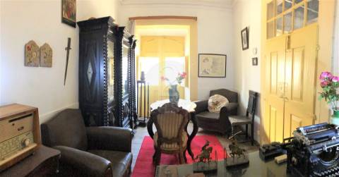 Investimento Alentejo: Casa Senhorial, c/3 pisos e jardim