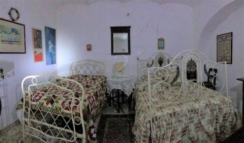 Investimento Alentejo: Casa Senhorial, c/3 pisos e jardim