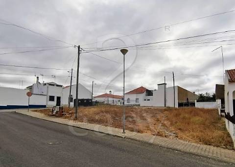 Terreno Urbano com 422,21 m2, Alvalade, Alentejo