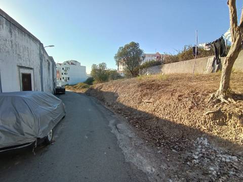 Terreno Urbano 385,89m2, Santiago do Cacém, Alentejo