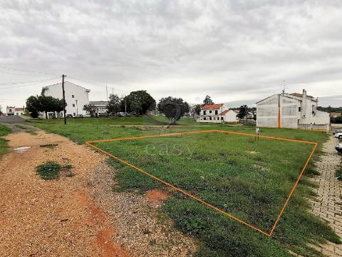 Terreno Urbano com 280 m2, Alvalade, Alentejo