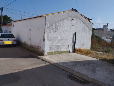 Moradia Térrea para recuperar em terreno de 600m2, Arealão, Santiago do Cacém