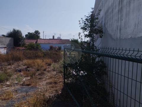 Moradia Térrea para recuperar em terreno de 600m2, Arealão, Santiago do Cacém