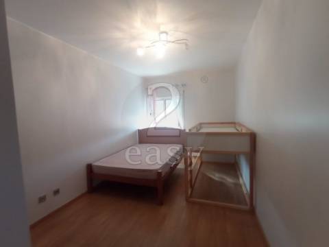 Apartamento T3 com Arrecadação e Garagem , Santiago do Cacem, Alentejo