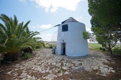 Moradia T1 com garagem e moinho, Pereiro de Palhacana, Alenquer