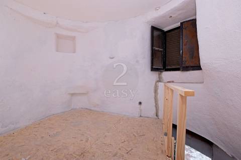 Moradia T1 com garagem e moinho, Pereiro de Palhacana, Alenquer