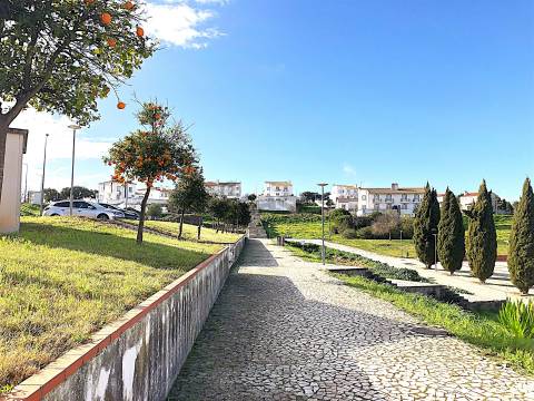 Lote de Terreno para Construção com 229m2, Vila Viçosa, Alentejo
