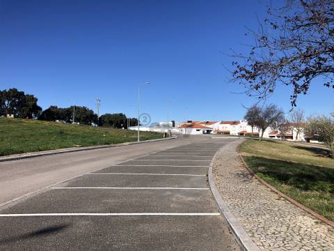 Lote de Terreno para Construção com 229m2, Vila Viçosa, Alentejo