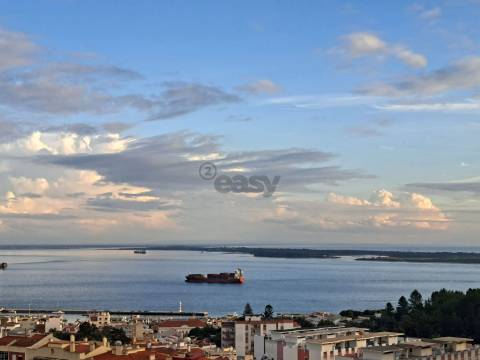 T3 moderno com vista rio