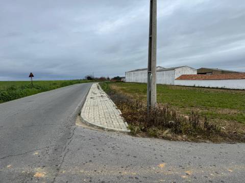 Terreno urbano com 1890m2, Jungeiros, Aljustrel