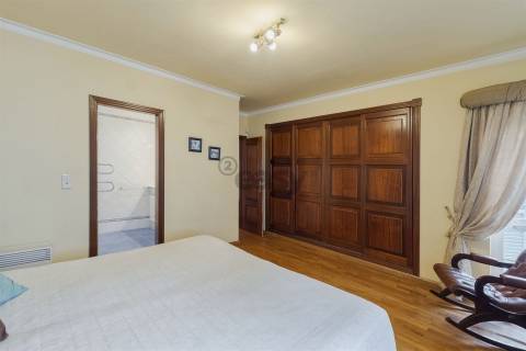 Moradia T5 com excelentes areas