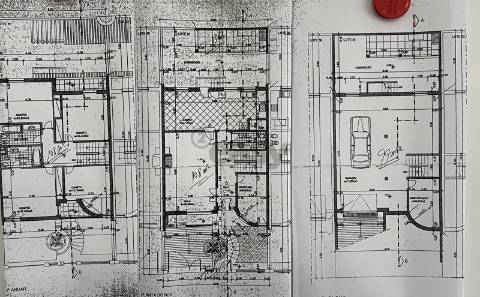 Moradia T5 com excelentes areas