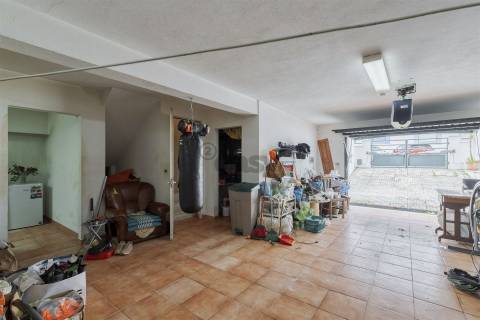 Moradia T5 com excelentes areas