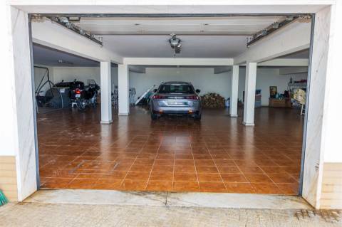 Moradia T6 isolada em Arruda dos Vinhos