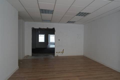 Loja em Agualva- Cacém