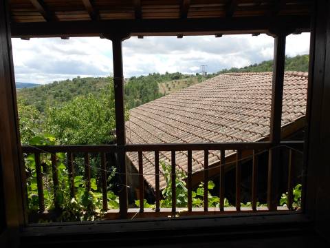 Casa da Ribeirinha T11 em Fradizela