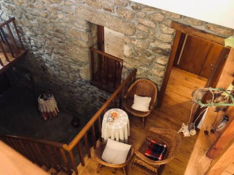 Casa da Ribeirinha T11 em Fradizela