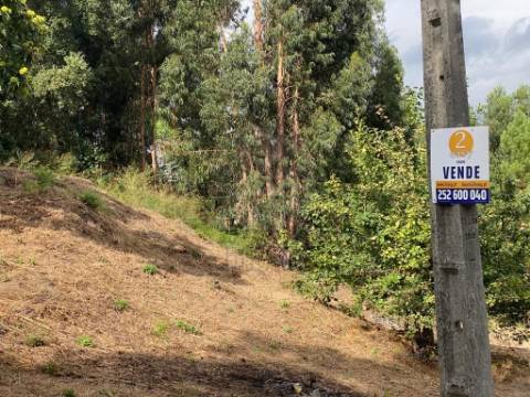 Terreno em Penafiel