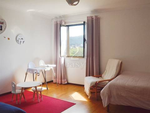 Excelente Moradia T4+1 - Póvoa de Lanhoso