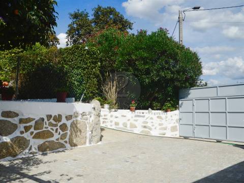 Excelente Moradia T4+1 - Póvoa de Lanhoso