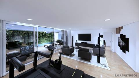 Moradia T9 de Luxo em Loures