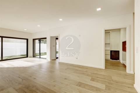 Apartamento T3 inserido em condomínio privado - Novo